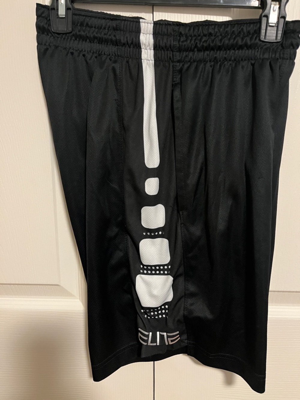 Nike basketball shorts, size small, dri fit elite